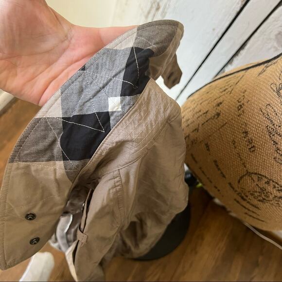 Burberry Brit Lightweight Rain/Wind Jacket Coat Neutral Taupe Authentic - Picture 5 of 12